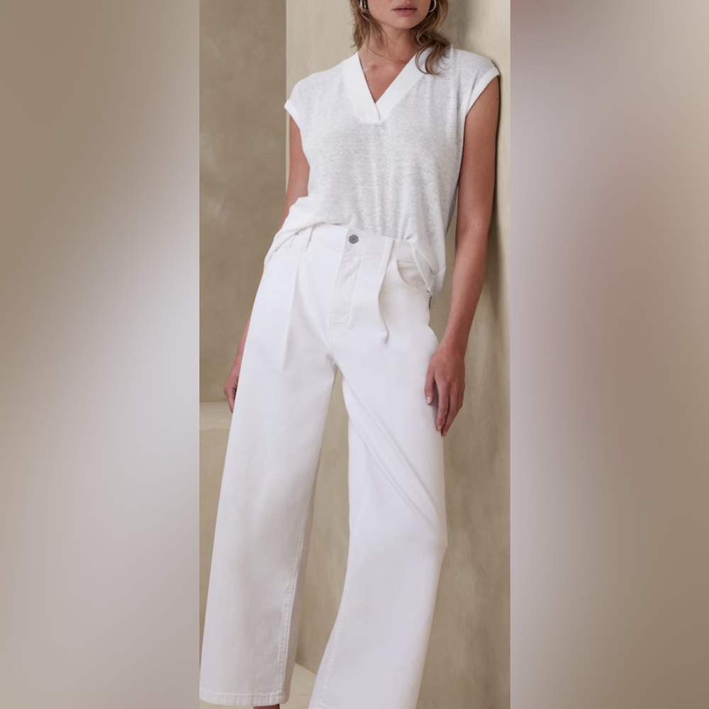 Banana Republic boxy linen blend tee - Picture 2 of 5